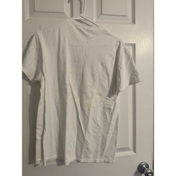 Vintage Mickey and Minnie White Graphic Christmas Disney T-Shirt Sz: Medium - Picture 2 of 3